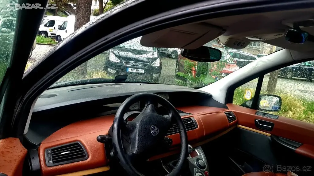 Lancia Phedra 2,2 JTD 130KW BI TURBO 7 MÍST - fotka 3