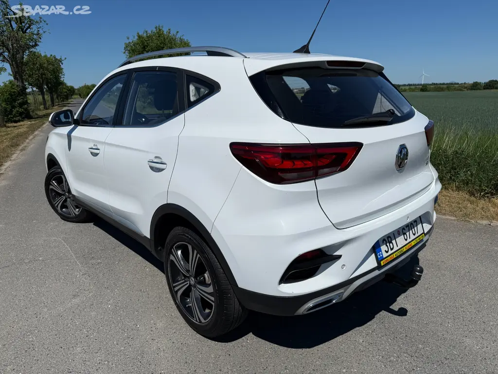 MG ZS 1.5i 12/ 2024 23600km - fotka 4