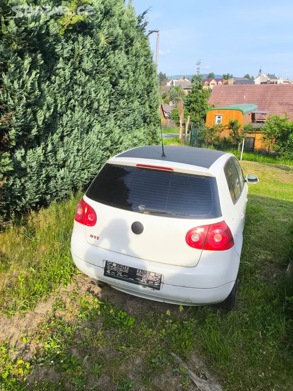 Volkswagen golf 5 2.0 FSI 4-MOTION 4x4 - fotka 4