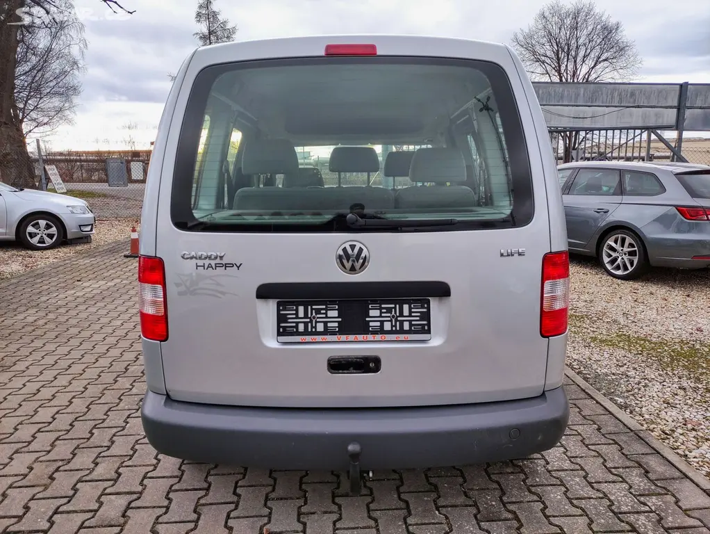 VOLKSWAGEN CADDY 1.9 TDi 77KW,LIFE,KLIMA,EL.OKNA - fotka 5