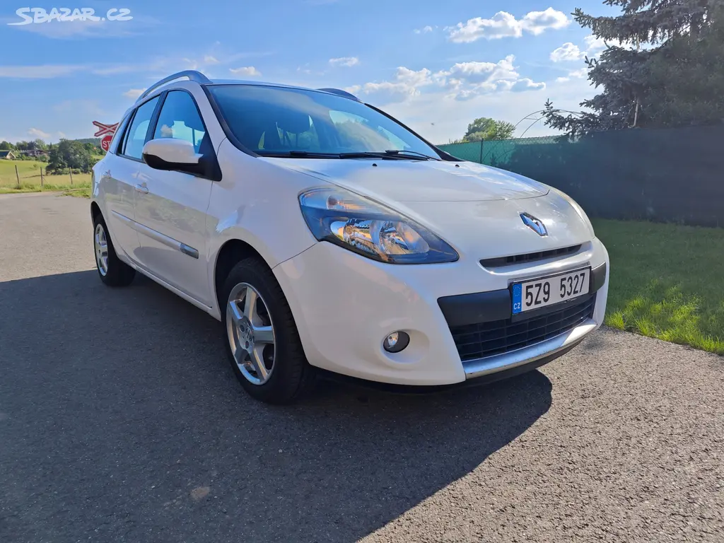 Renault Clio Grandtour 1,2 Tce,76kW,r.v.2012,ČR - fotka 3
