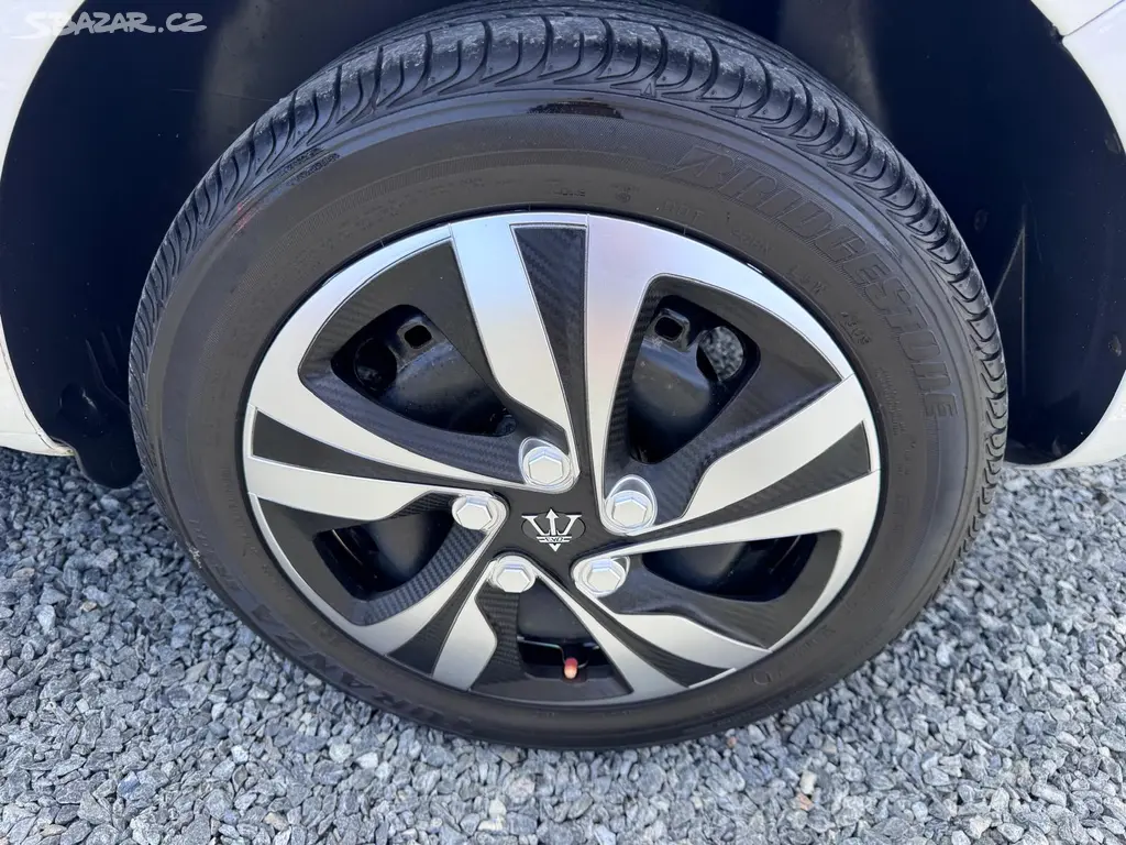 Škoda Fabia II 1.2 12V,73 tis km,1.Majitel,ČR - fotka 5