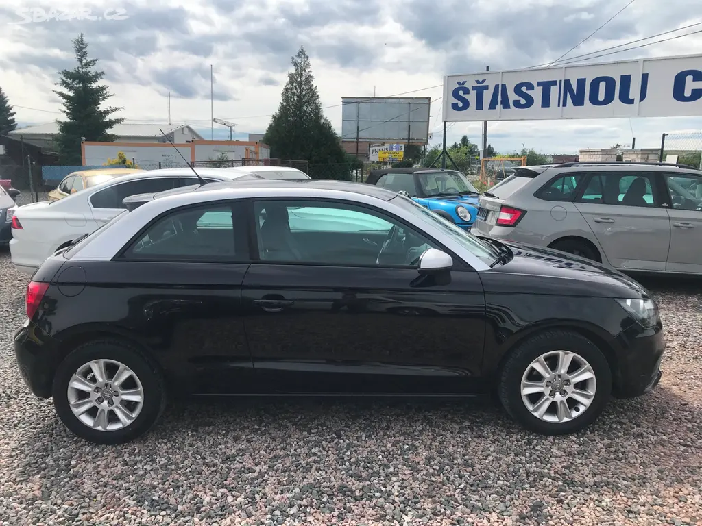 Audi A1, 1.6 TDI 66,KLIMA,ČR,KM... - fotka 4