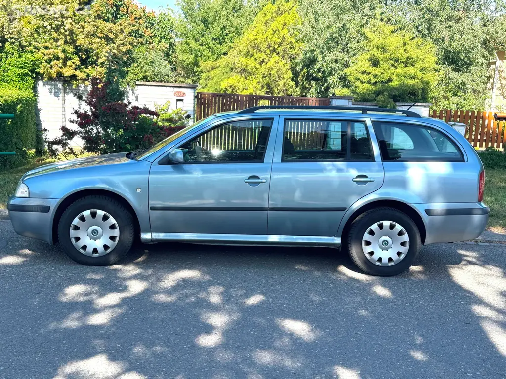 Škoda octavia 1,9tdi-74kw. R.v.2006 - fotka 6