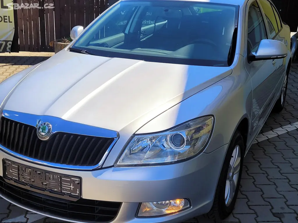 Škoda Octavia, 1,2 TSi SERV.KNÍŽKA,AUT.KLIMA - fotka 3