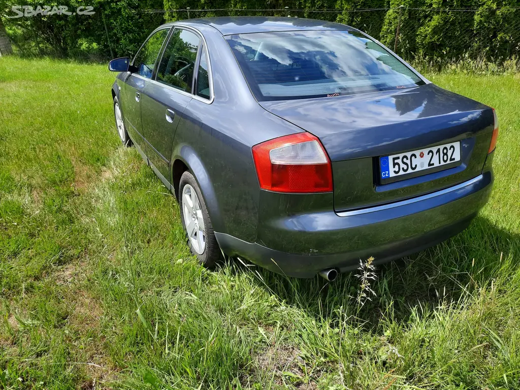 Audi A4 B6 - 2.0 ALT - fotka 3