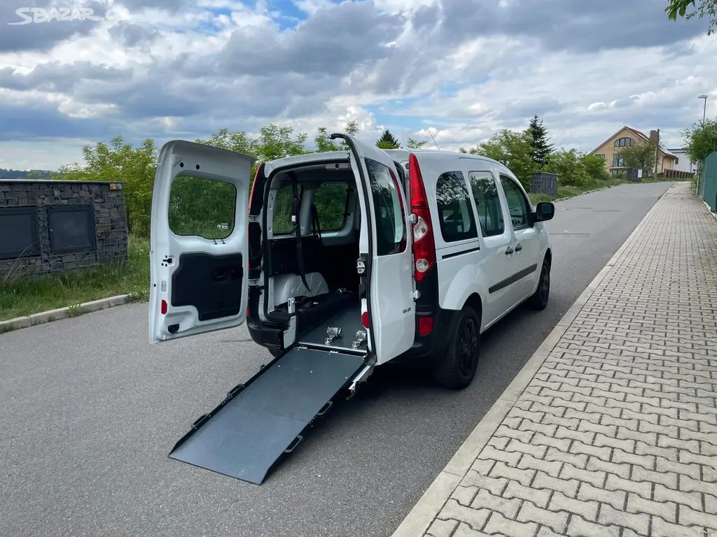 Renault Kangoo pro převoz vozíčkáře