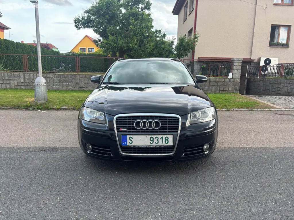 Audi A3 2.0TDI Sportback Sline - fotka 3
