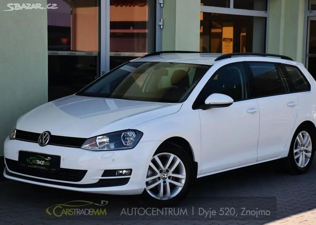 Volkswagen Golf 1.6TDi AUT. AC P.SENZORY TAŽNÉ