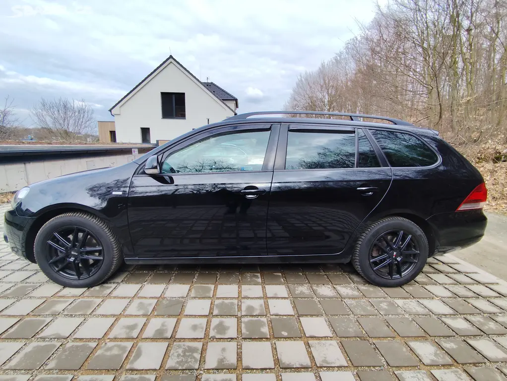 Volkswagen Golf 6 variant / combi 1.6 TDI Match - fotka 5