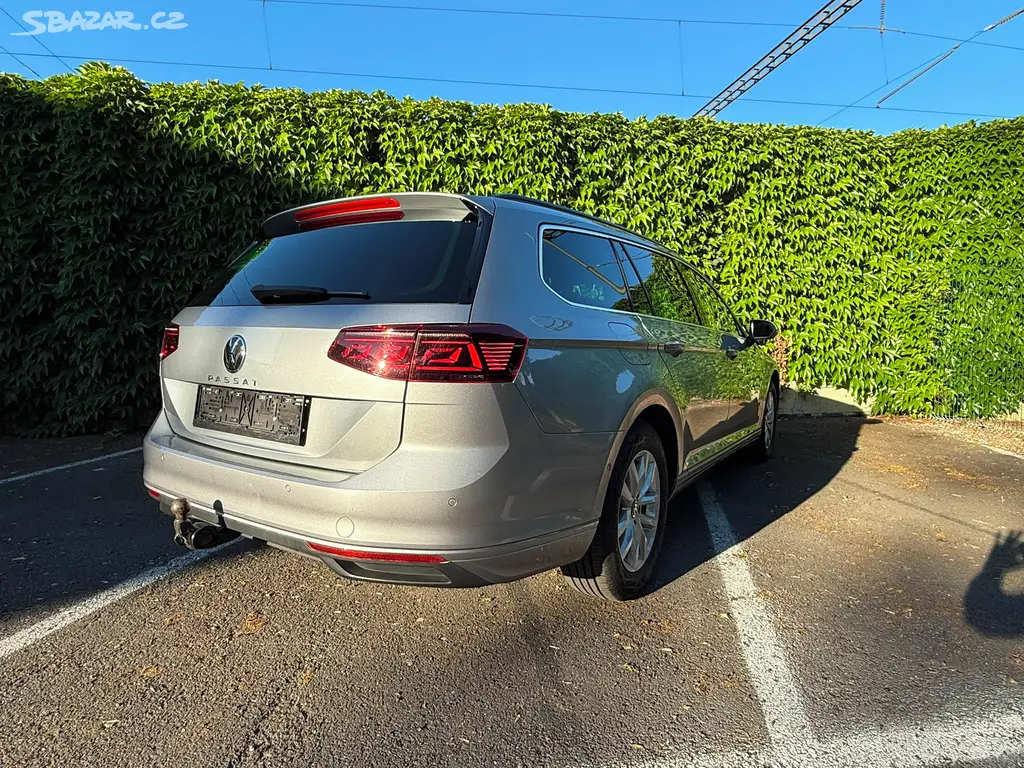 VW PASSAT B8 2.0Tdi 110kw/DSG/Matrix/El.Víko/2022 - fotka 6