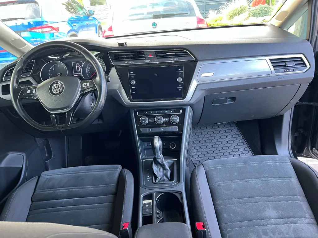 Volkswagen Touran 2.0 TDi - fotka 5