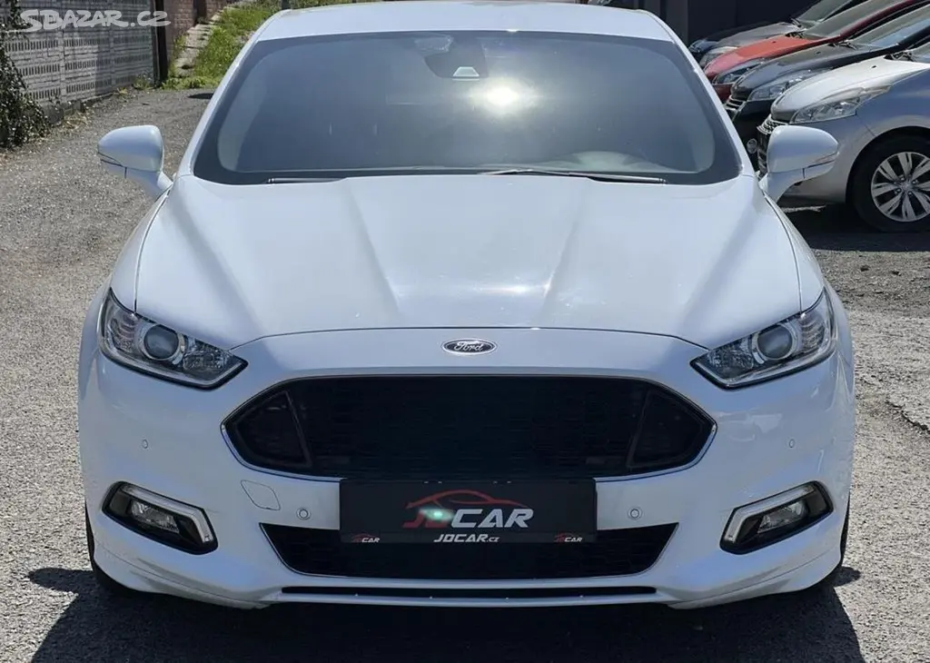 Ford Mondeo 2.0TDCi ST-Line Business KŮŽE manuální - fotka 2