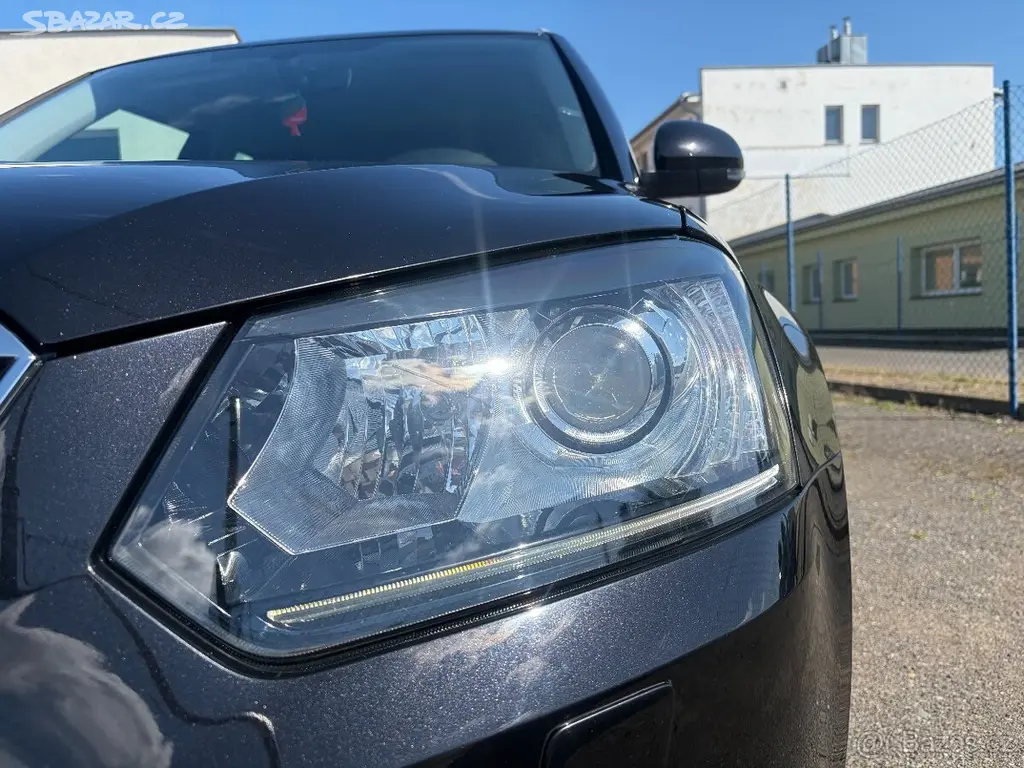 ŠKODA YETI 1.2 TSI 81KW 6ST JOY XENON ALU VÝHŘEVY - fotka 6