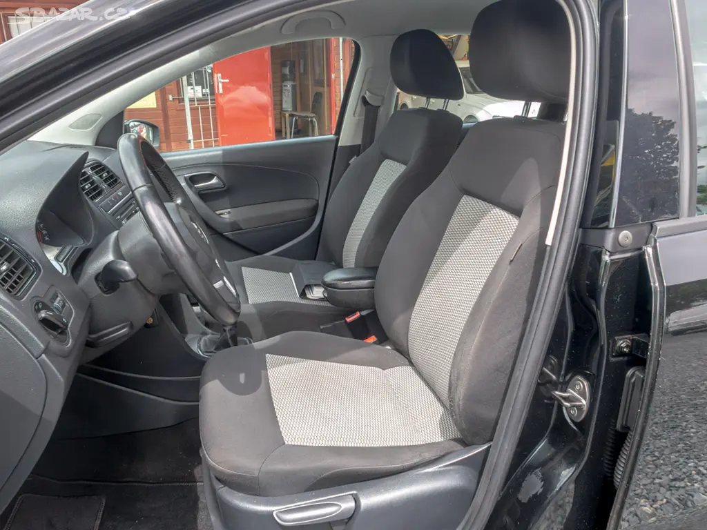 Volkswagen Polo 1.2HTP KLIMA ROZVODY - fotka 5