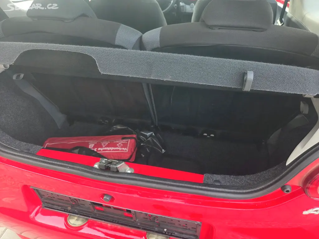 Toyota Aygo 1.0i AUTOMAT jen 113tkm - fotka 6