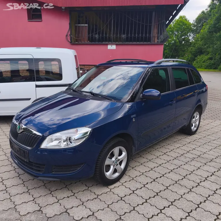Škoda Fabia 1.2 TSI 77kw, automat,DSG,edice Family - fotka 3
