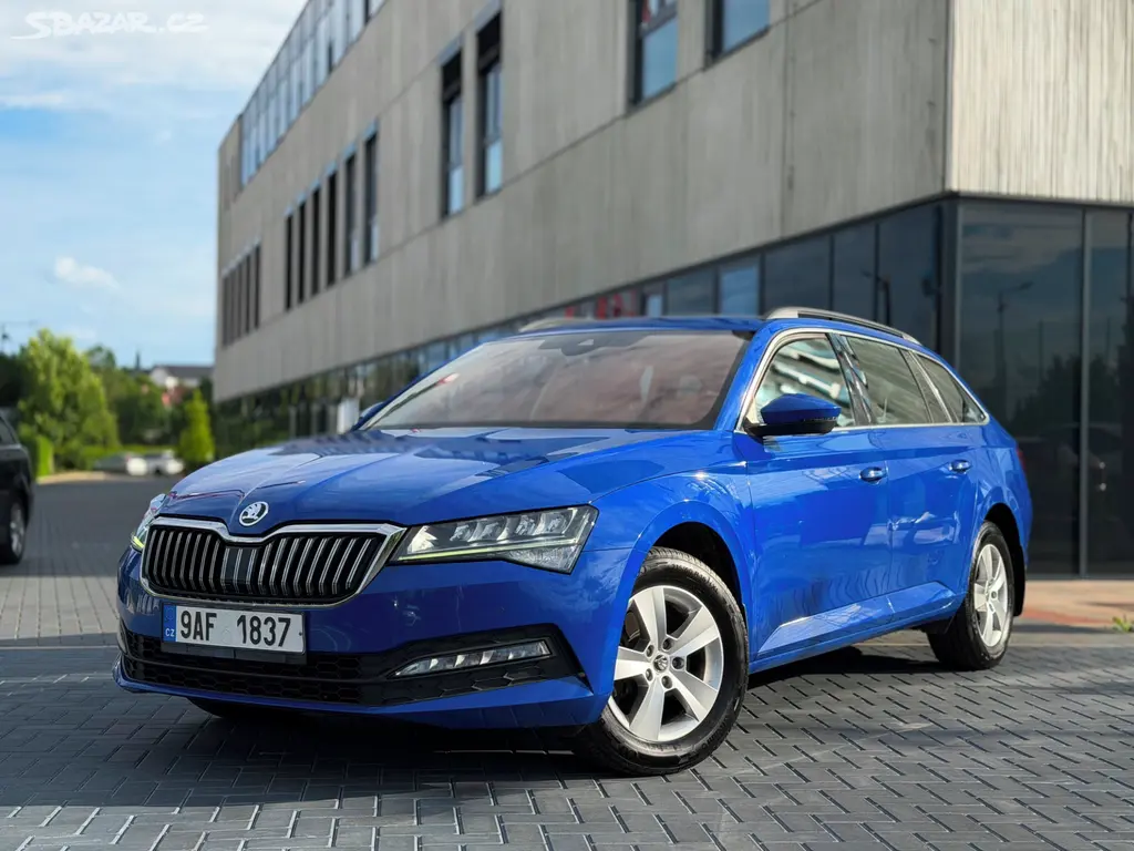 Škoda Superb 2.0 TDi 110 kW / 2022 / manuál tažné