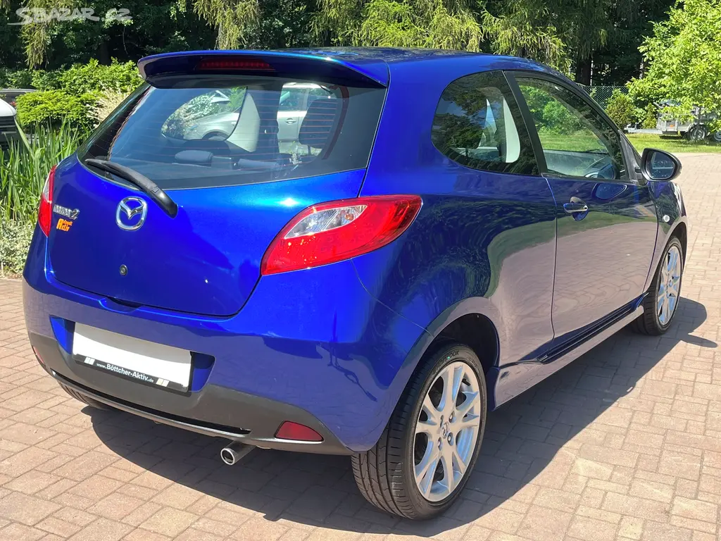 Mazda 2 1.35 63kW Sport Výhřev sedadel Aut. klima - fotka 6