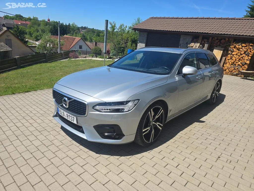 Volvo V90 D5 AWD R-Design - fotka 4