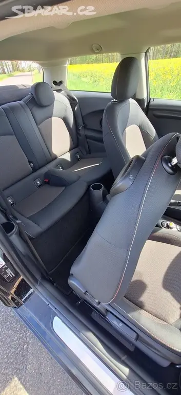 Mini Cooper 1,5 One 2015 - fotka 4