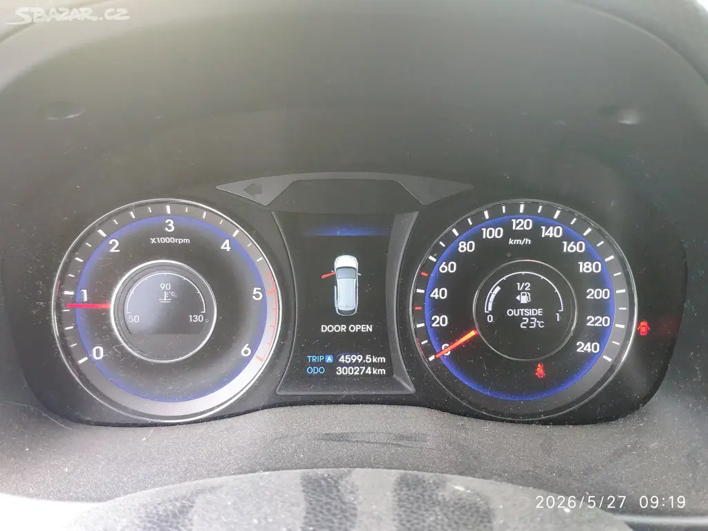 Hyundai i40 1.7 CRDi 100 kW Combi, CENA - fotka 4