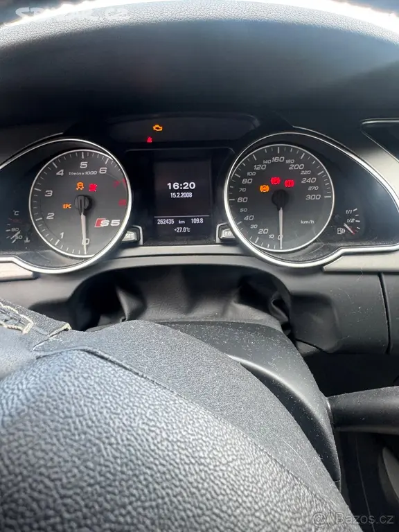 Audi S5, 4.2 V8 Manual - fotka 6