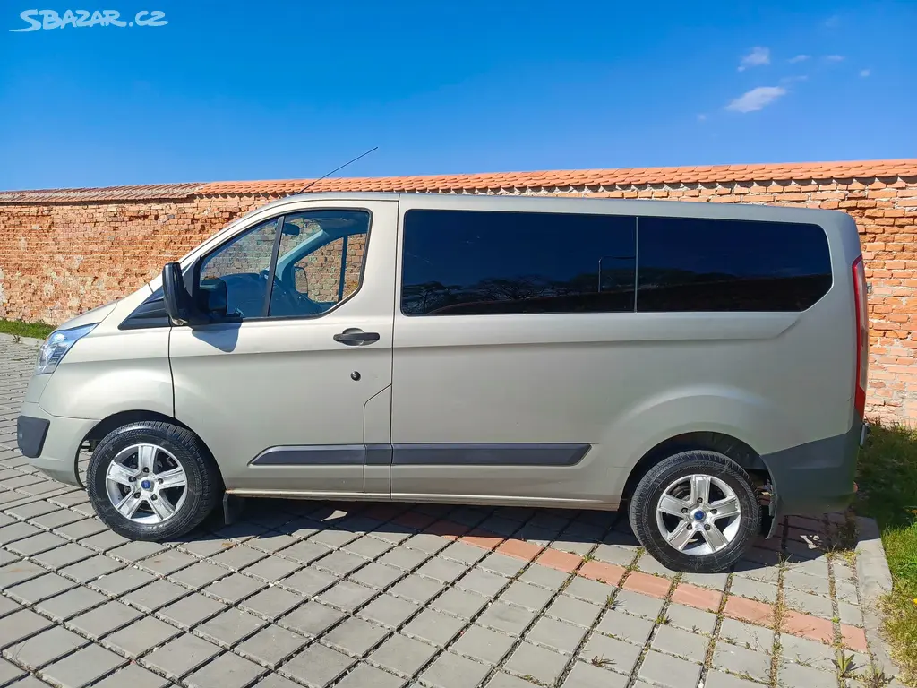 FORD TRANSIT CUSTOM 2.2 TDCI 92 KW 9 MÍST - fotka 2