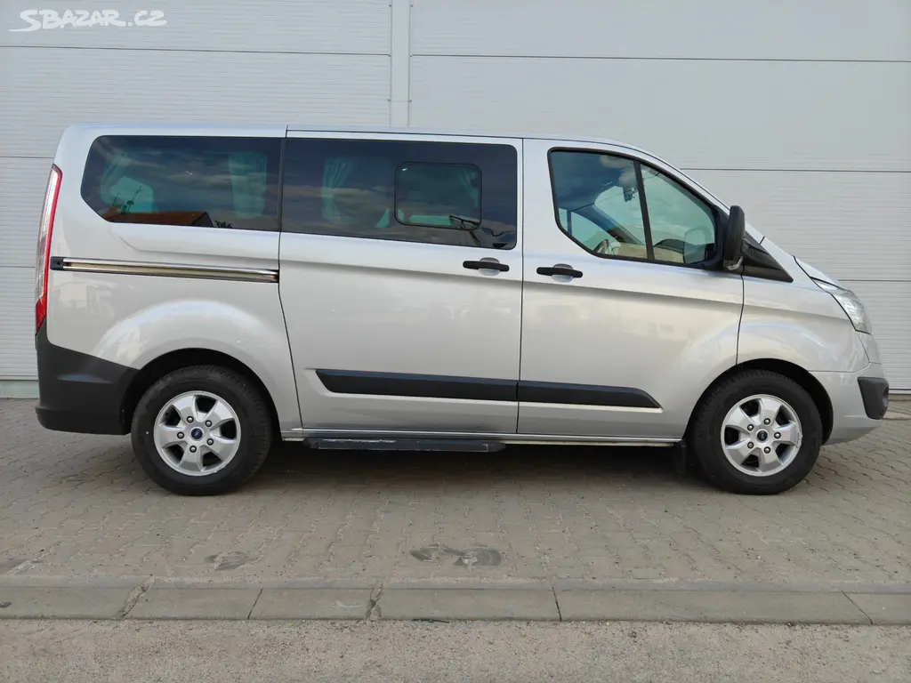 Ford Tourneo Custom 2.2 TDCI 114kW Westfalia - fotka 6