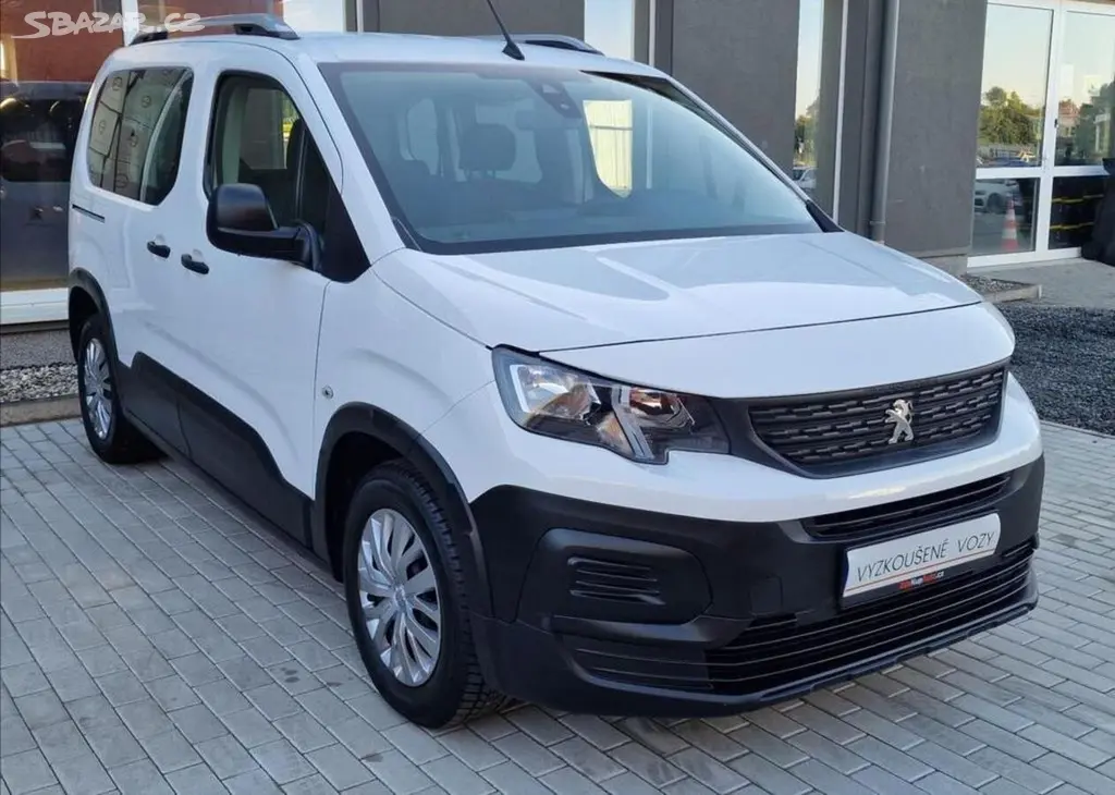 Peugeot Rifter, 1.2 PureTech 110 S&S,ČR,1.Maj