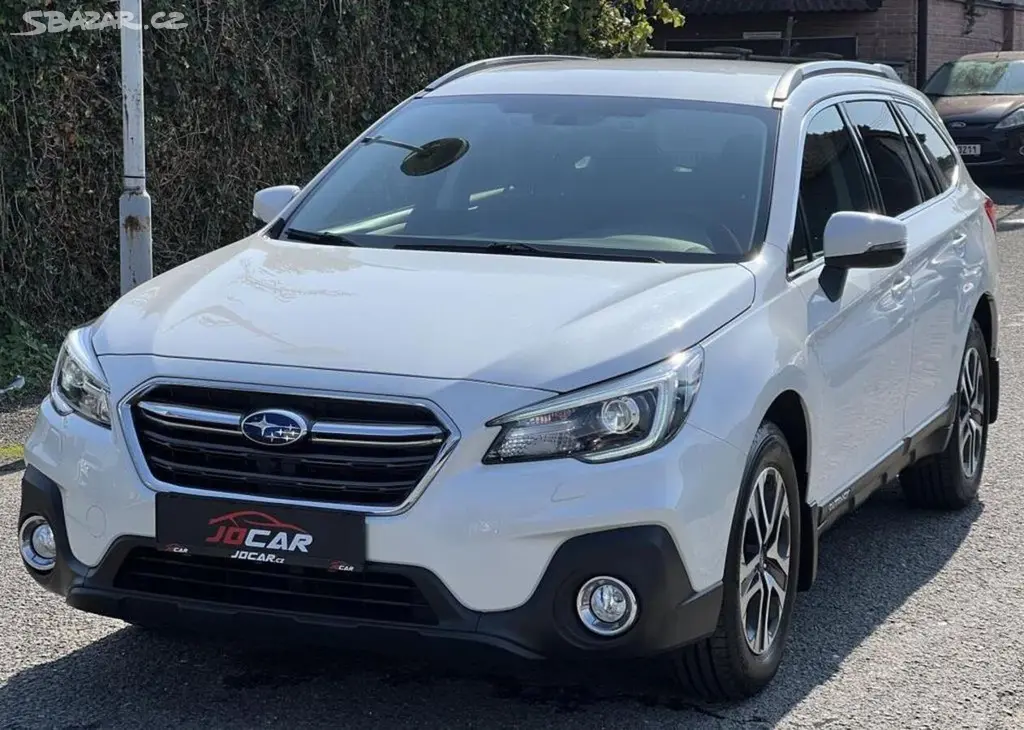 Subaru Outback 2.5i AUTOMAT KŮŽE NAVI KAMERA
