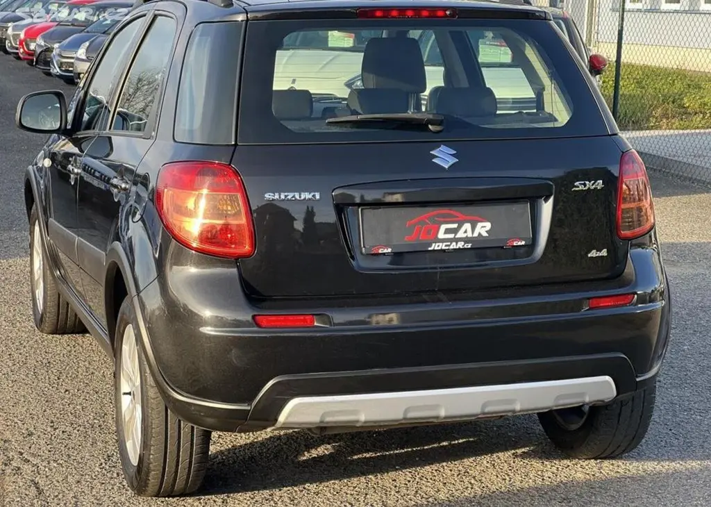 Suzuki SX4 1.6i 4x4 NAVI KLIMATIZACE ALU manuální - fotka 4