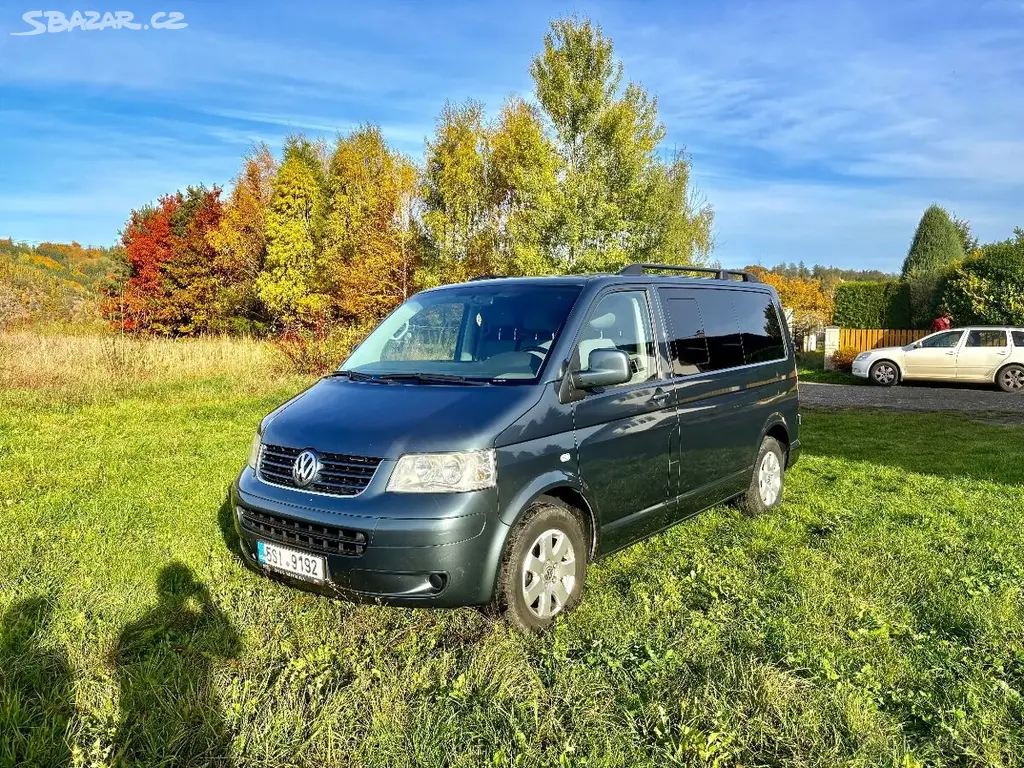 Volkswagen Caravelle 2,5 tdi 96kw, 9-ti místné