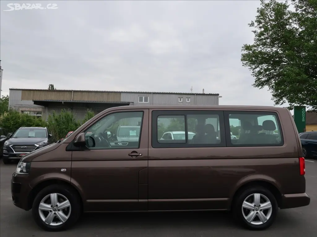 Volkswagen Multivan, 2,0 TDi,103kW,7míst,tažné,DPH - fotka 6