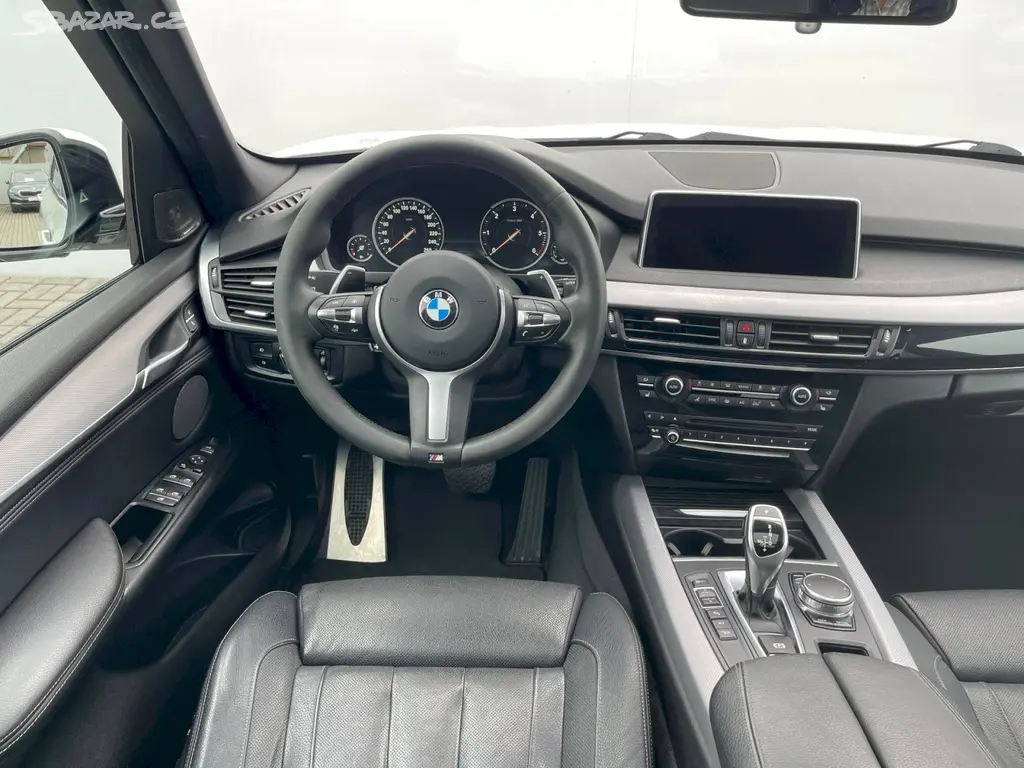 BMW X5, 3.0 / 230 kW xDrive 40d M-Pake - fotka 6