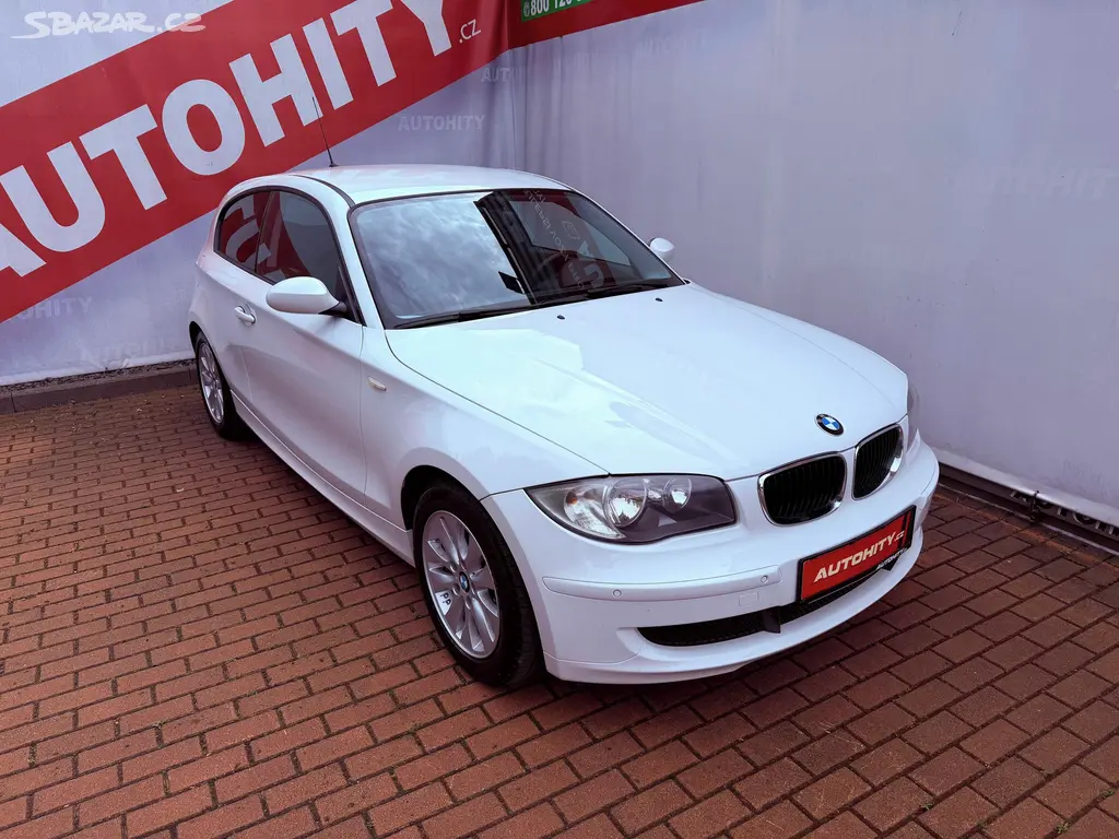 BMW Řada 1, 116i Aut., ČR - fotka 3