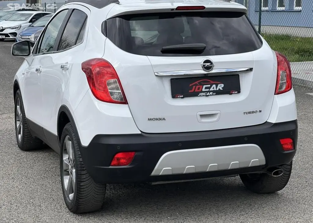 Opel Mokka 1.4T COSMO 4x4 KAMERA NAVI manuální - fotka 5