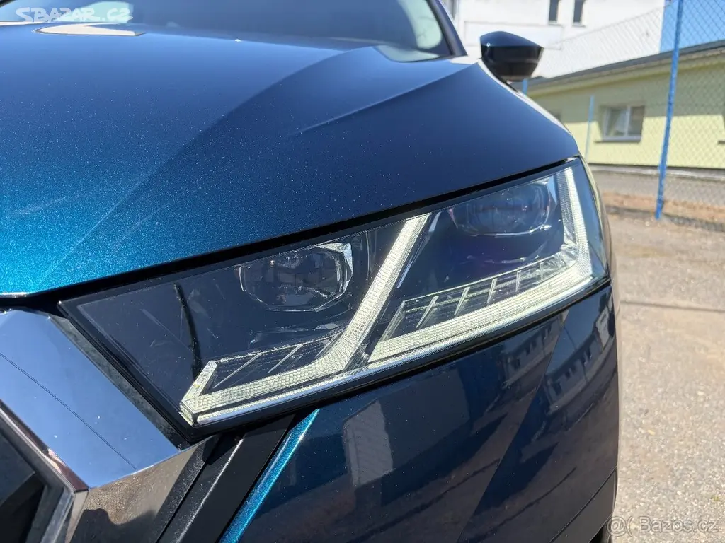 ŠKODA OCTAVIA IV 2.0TDI 110KW DSG COMBI 1.MAJ DPH - fotka 6