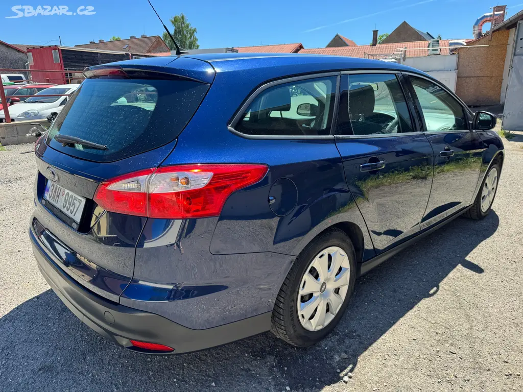Ford Focus 1.6 Ti-VCT 77KW 2013 CZ 1. maj. - fotka 5