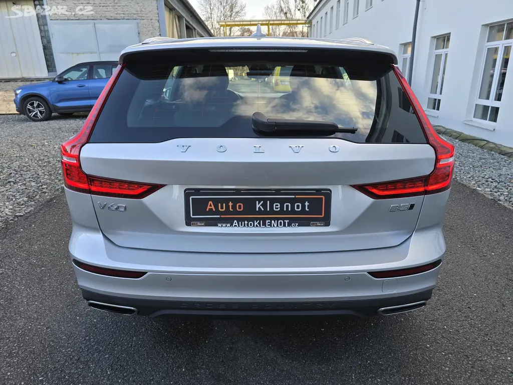 Volvo V60, 2,0 184kW B5 4x4 CROSS COUNTRY - fotka 6
