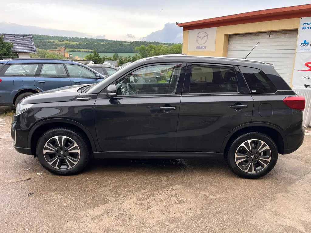SUZUKI VITARA 1.4T 95KW,2020,86KM,PLNÁ VÝBAVA,TOP! - fotka 3