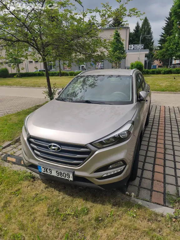 Hyundai Tucson 1,7 CRDi - fotka 5