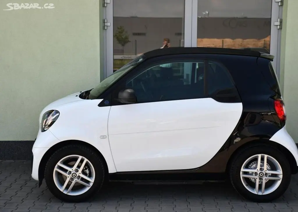 Smart Fortwo EQ 60 kw - fotka 6