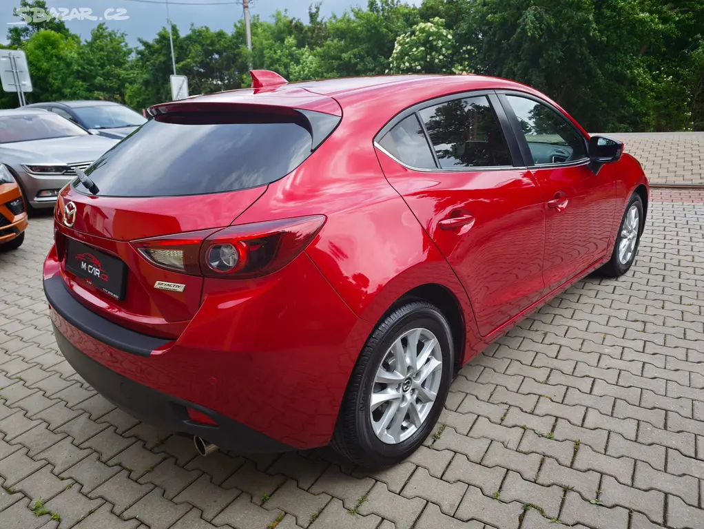 Mazda 3 2,0 SPORTS-LINE, BI-XENON, HEAD-UP, NAVI - fotka 3