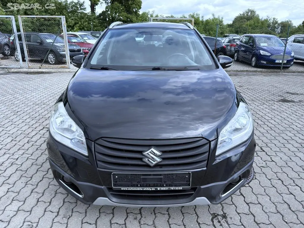 Suzuki SX4 S-Cross, 1.6i 88 kW navi. tažné zař. - fotka 2
