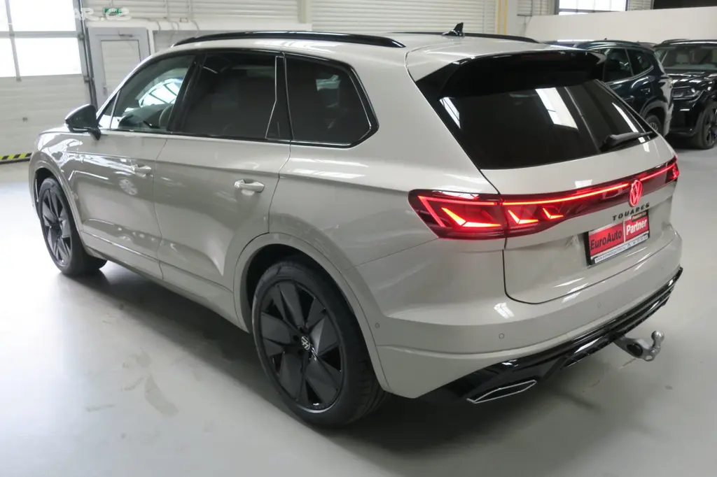 Volkswagen Touareg, NEW Final Edition R Line 210kW - fotka 2