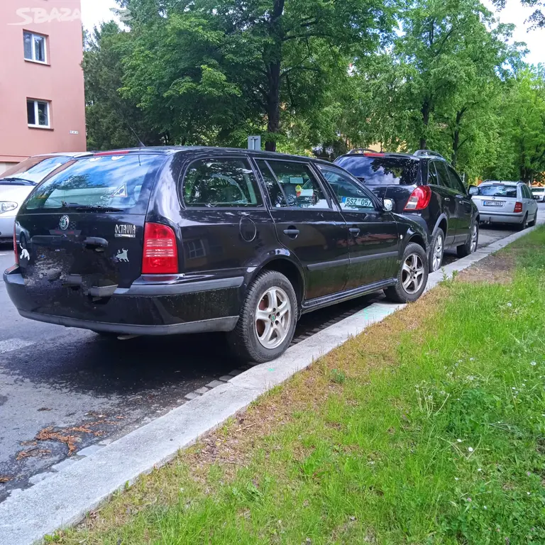 Škoda Octavia combi 1 - fotka 2
