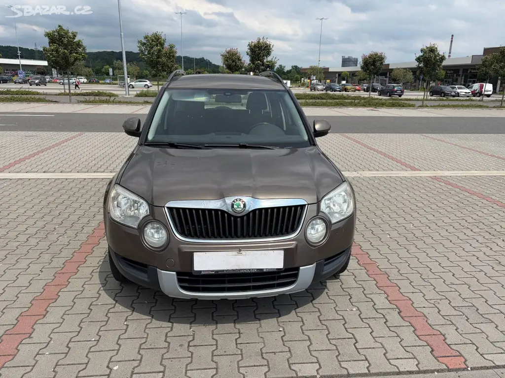 Škoda Yeti 2.0 TDi 81kw 4x4 ČR serviska - fotka 6