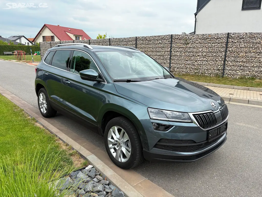 Škoda Karoq 1.5 TSI, virtual, vyhřívané sed+volant - fotka 2