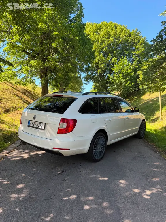 Škoda Superb II Bez Koroze , Výhřevy - fotka 4